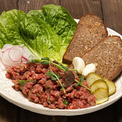 Татарак из говядины в Линдерхоф по цене 1595 ₽