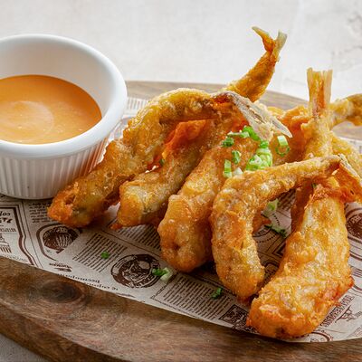 Корюшка в соусе из чеснока и печеного перца в Иван да Марья по цене 990 ₽