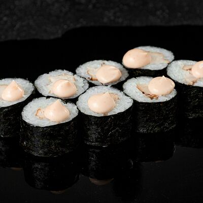 Маки с курицей в Ем с Матрёшкой по цене 490 ₽