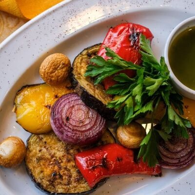 Овощи на мангале в Хинкальня по цене 14 р.