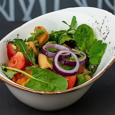 Салат из хрустящих баклажановв Мидийная личность по цене 555 ₽