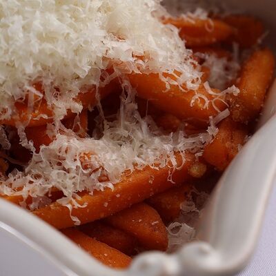 Батат фри с пармезаном в Морской по цене 550 ₽