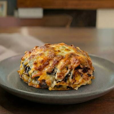 Мясо по-французски Эскалоп в Кулинария Камин по цене 362 ₽