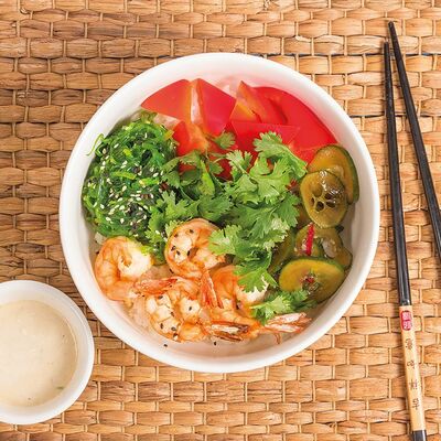 Поке с креветками гриль и кунжутным соусом в Луиджи & Тосё по цене 599