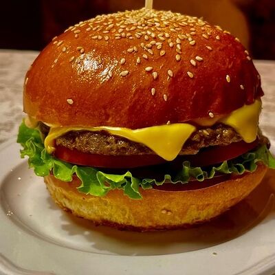 Бургер классический Большой в Настроение вкуса по цене 735 ₽