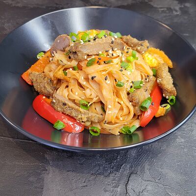 Лапша фо с говядинойв Лапшичная ВокБери по цене 525 ₽