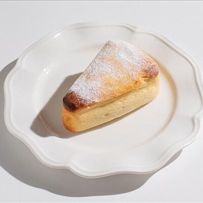 Запеканка с черной смородиной в Му-Му по цене 280 ₽