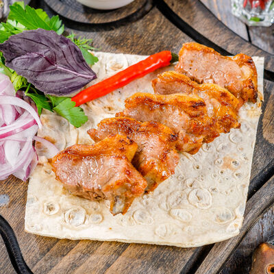 Шашлык из бараньей мякоти в Роял Палас по цене 640 ₽