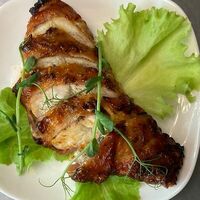 Куриная грудка в беконе с пряными травами в Россвик