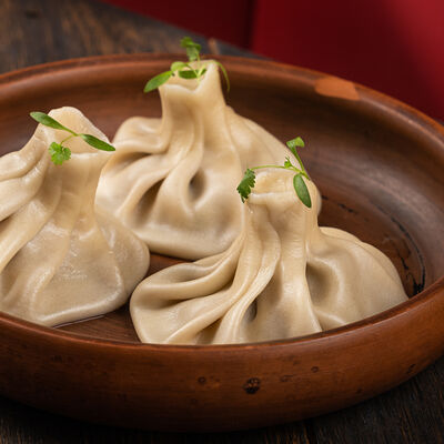 Хинкали говядина-свинина в Kinza по цене 405 ₽