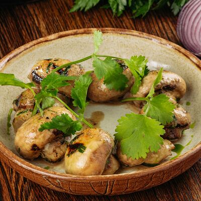 Шампиньоны гриль в Гуру по цене 490 ₽