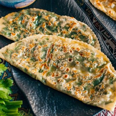 Кутаб с зеленью в Почувствуй Вкус Азербайджана по цене 300 ₽