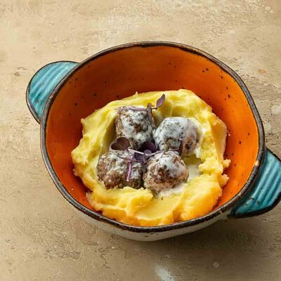 Фрикадельки в Семейное кафе Дача по цене 465 ₽