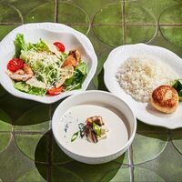 Обед из 2-х блюд (Салат/Суп) в Двор Помидор