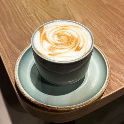 Латте в Мистер Сэндвич coffee rest по цене 300 ₽