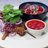 Шашлык из свинины с томатным соте в Герой арена