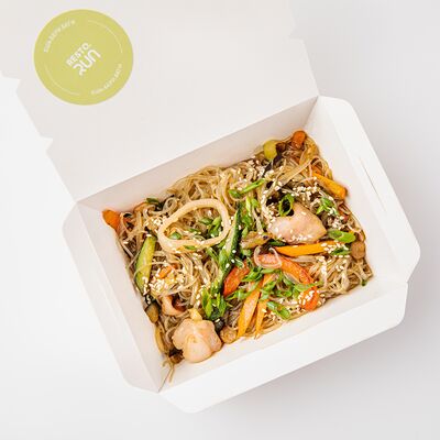 Wok с курицей в Restorun по цене 340 ₽