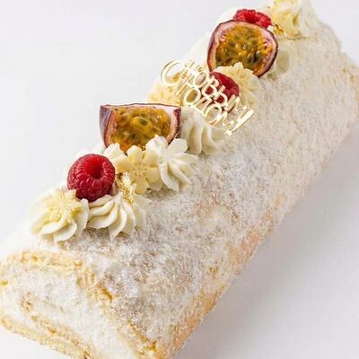 Рулет «Новый год в Тайланде» в Mosdesserts по цене 3800 ₽