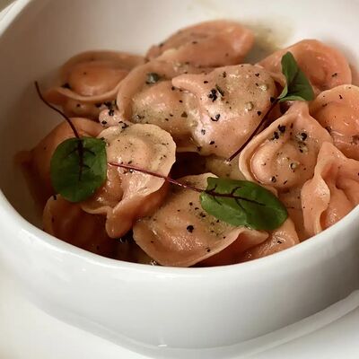 Пельмени с кроликом в Шеф Пушкин по цене 750 ₽