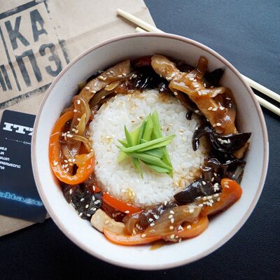 Блюдо №86 Свинина по-сычуаньски в Капэ по цене 495 ₽