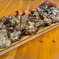 Бастурма из ягненка в Waypmust kebab