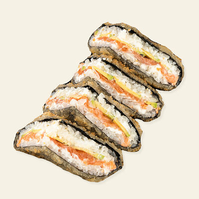 Сэндвич с лососем и авокадо в Томята Тосуши по цене 708 ₽