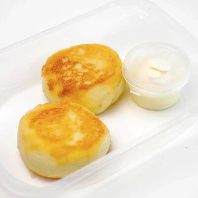 Сырники со сметанойв Уголок по цене 510 ₽