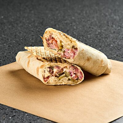 Shawarma Black pepper с ростбифом в Gastro Bistro Shawarma по цене 850 ₽