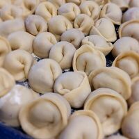 Пельмени ручной лепки в Вена