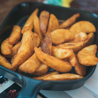 Картофельные дольки в Mart Lounge Bar по цене 239 ₽