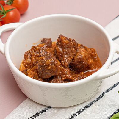 Гуляш из говядины в Вкусно как у бабушки по цене 455 ₽