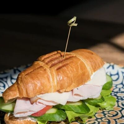 Круассэндвич в Мука по цене 600 ₽