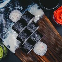 Ролл с крабом в Sushi Time
