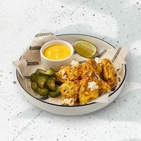 Куриные крылья с сырным соусом в Ketch Up