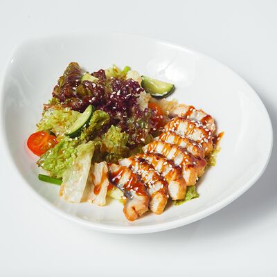 Салат с угрём в Марбелья по цене 720 ₽