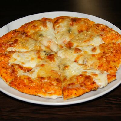 Детская куриная пицца в Шашлыки & Пироги по цене 375 ₽