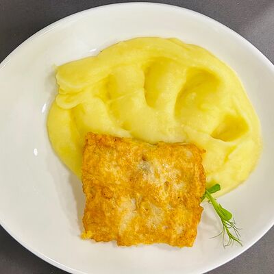 Картофельное пюре с филе минтая в Рябинушка по цене 480 ₽