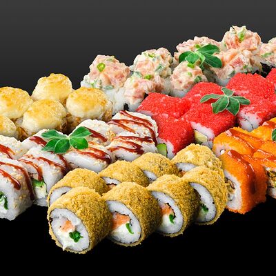 Компания сет в Sushi & More по цене 2500 ₽