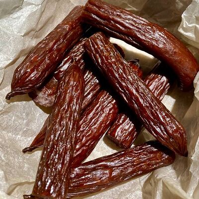 Колбаски охотничьи в BEERFOLIO по цене 190 ₽