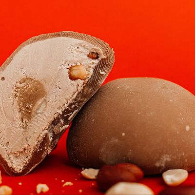 Моти Сникерс в ARTMACARON по цене 400 ₽