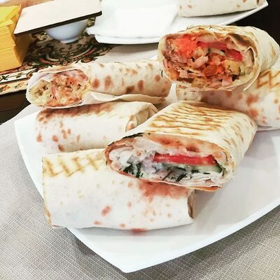 Шаурма Пикантная в FIRE DONER по цене 365 ₽