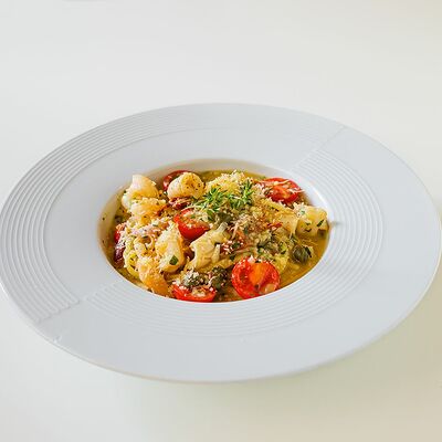 Паста с кальмарами и креветками в Kitchen по цене 630