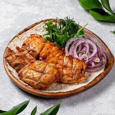 Шашлык из куриного бедра в Ресторан Батони по цене 750 ₽