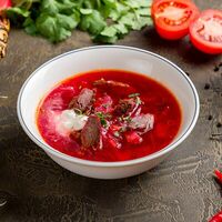 Борщ с говядиной в Пловно-Сытно Premium & Grill