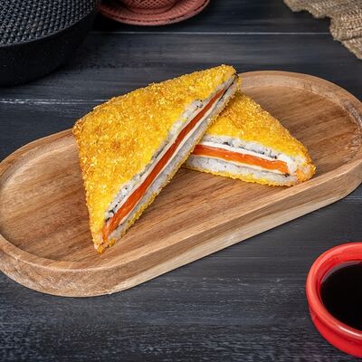 Сэндвич с лососем в Суши Ням по цене 580 ₽