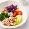 Овощной салат с индейкой и соусом цезарьв Ресторан More по цене 790