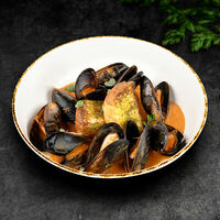 Соте из мидий в соусе Том ям в Евразия-Экспресс