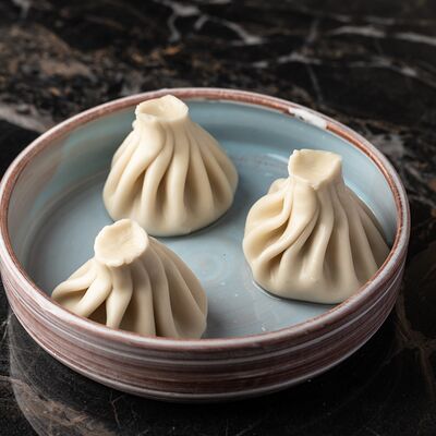 Хинкали с говядиной и свининой в Sesilia по цене 390