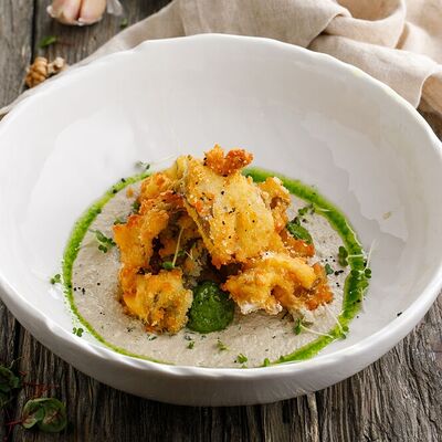 Хрустящие вешенки с ореховым соусом в Маймун по цене 390