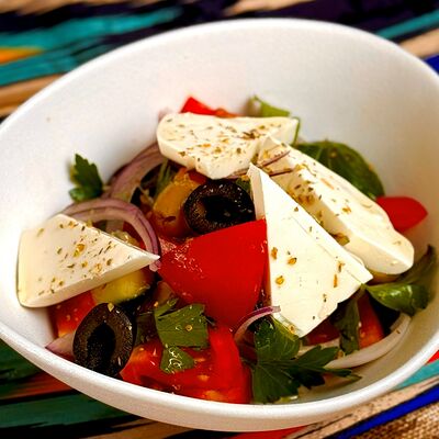 Салат Греческий в Чайхана Арафа по цене 305 ₽